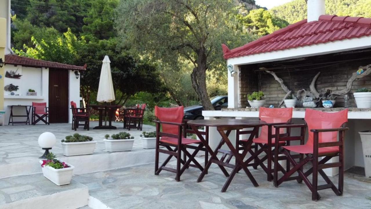 Limnonari Beach Rooms Bandar Skopelos Luaran gambar