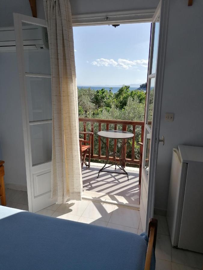 Limnonari Beach Rooms Bandar Skopelos Luaran gambar